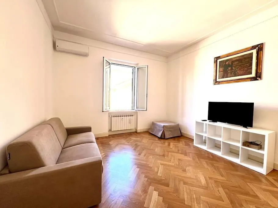 The Terrace In Rome Apartment 0*,